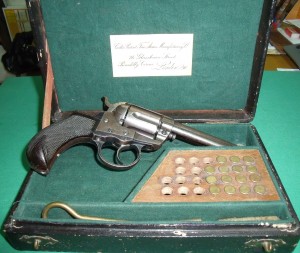 Revolver COLT Lightning